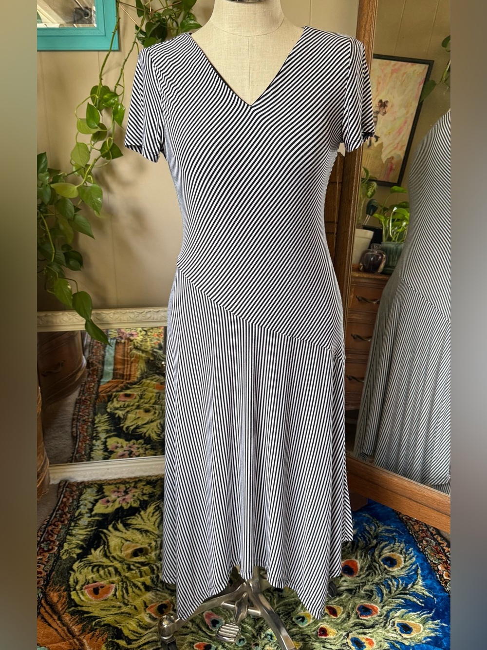 Philosophy Dress Womens Large Black White Striped V-Neck Short Sleeve Midi Knit